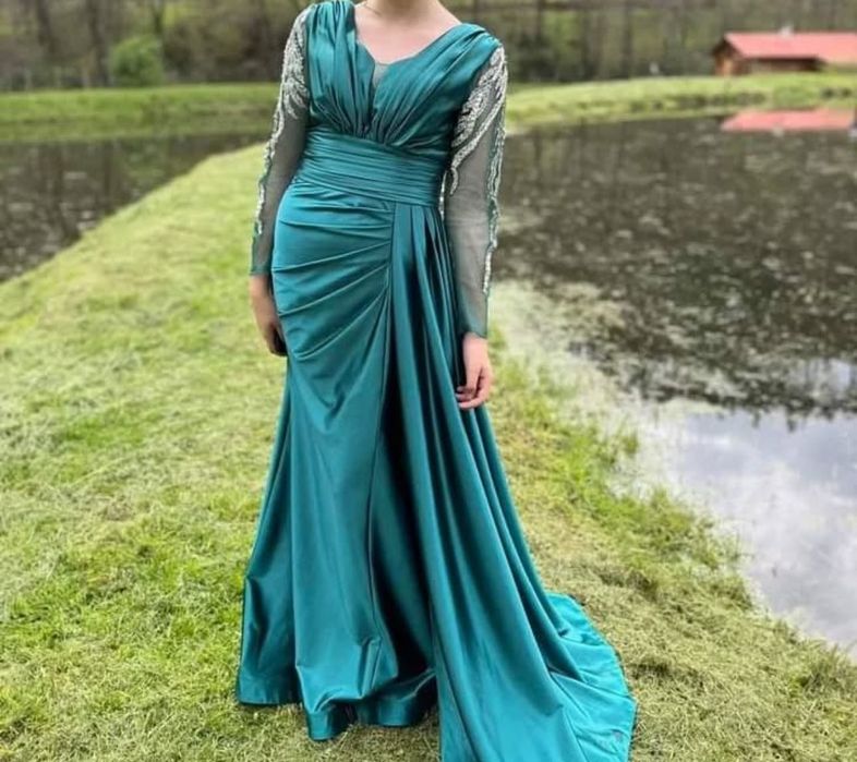 Рокли носени един път