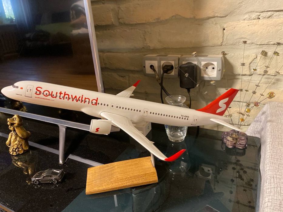 Модель самолета Airbus 321