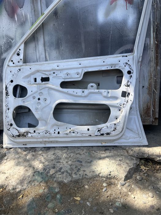 Nexia eshik va kirlo