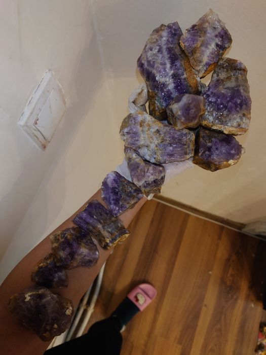 Лот Аметисти от България кварц минерал кристал