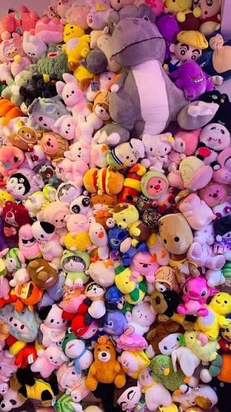 Продам игрушки рандомные