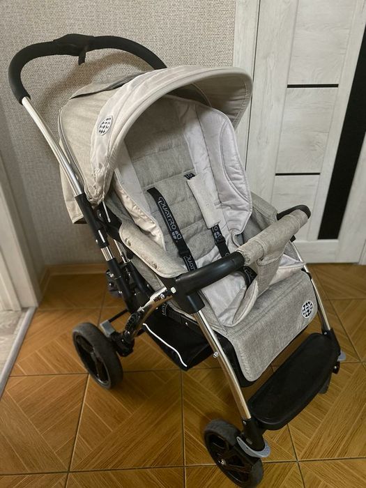 Срочно продам коляску