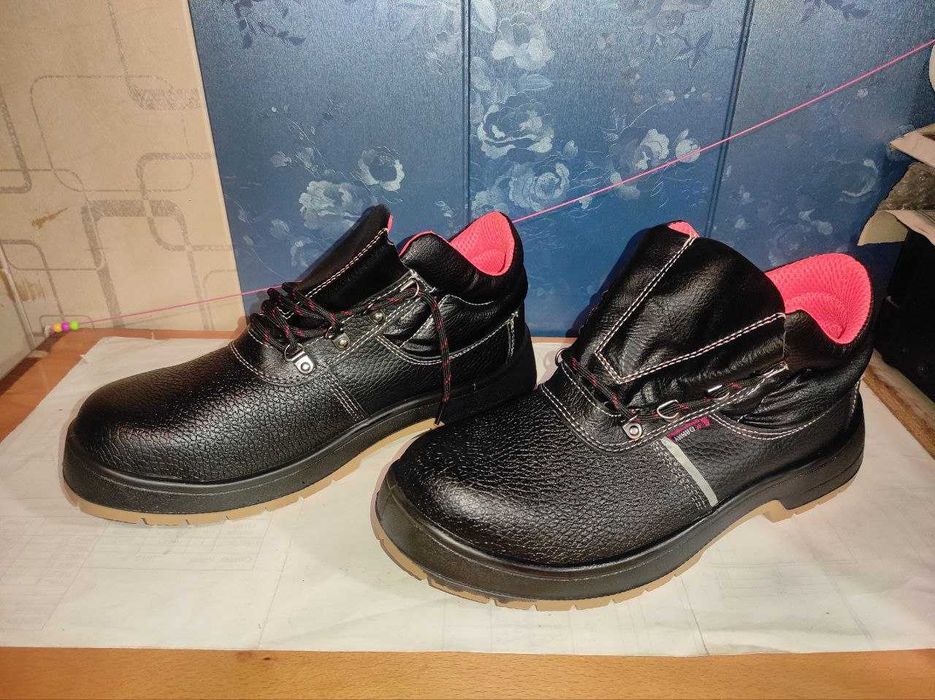Ботинки. Спецобувь Salaman s Roliks. 44-45 Размер. Кожа 100%.