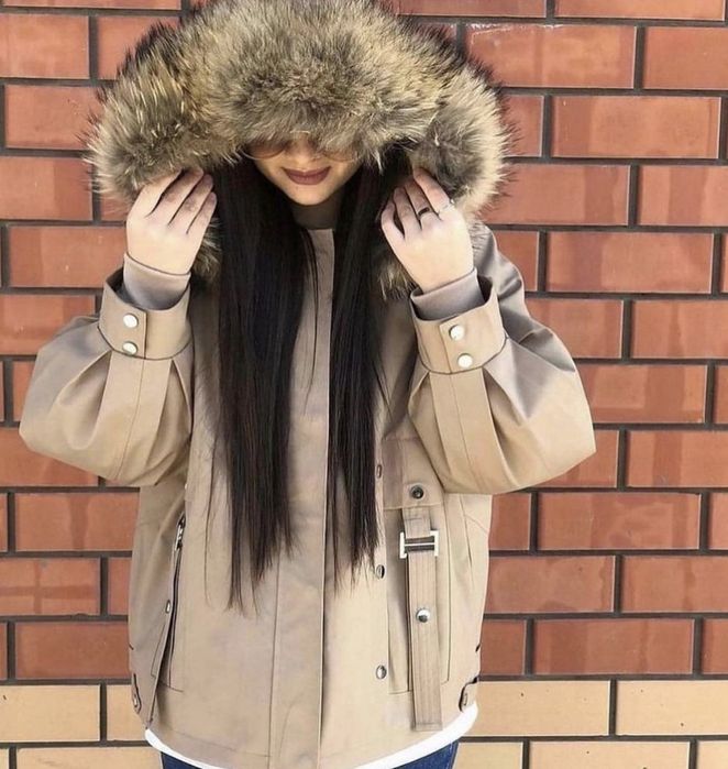 Продаю парку женкую