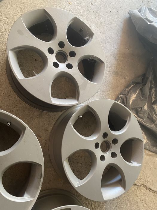 Jante Gti R17 - Nardo Grey