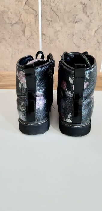 Продаю демисезон. ботиночки.