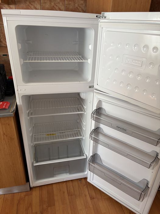 Frigider arctic 257 litri