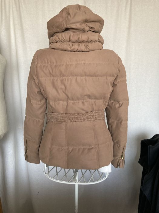 Дамско зимно яке Zara с гъши пух размер М, бежево късо яке с колан