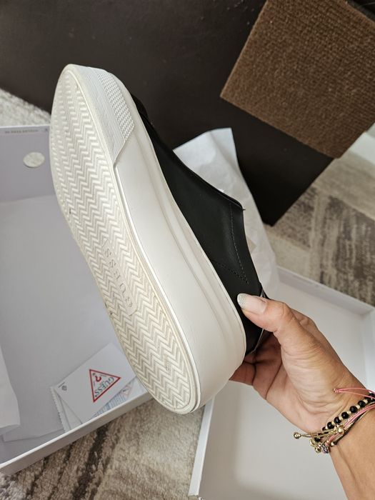 Кецове Guess кожени