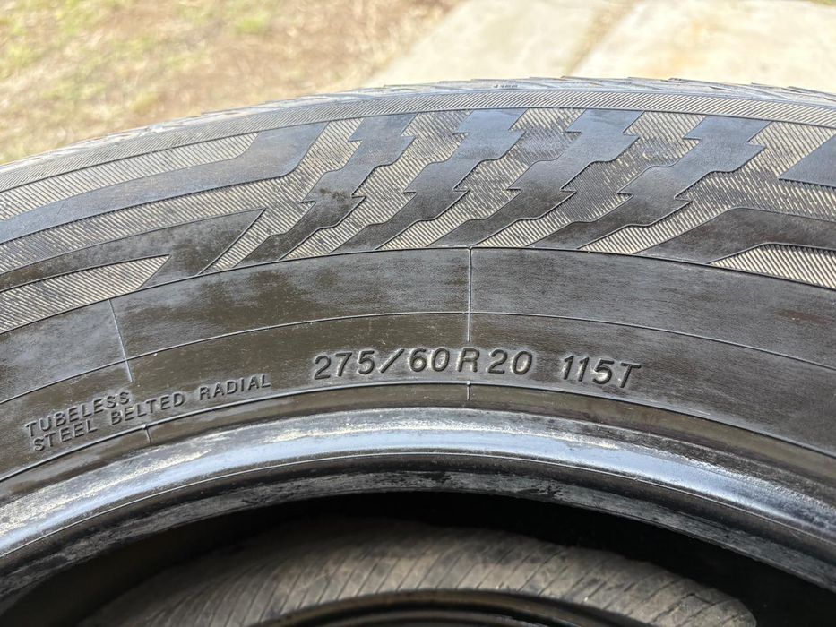 Зимние шины 275/60R20