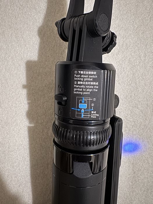 Смарт селфи стик + трипод с AI проследяване