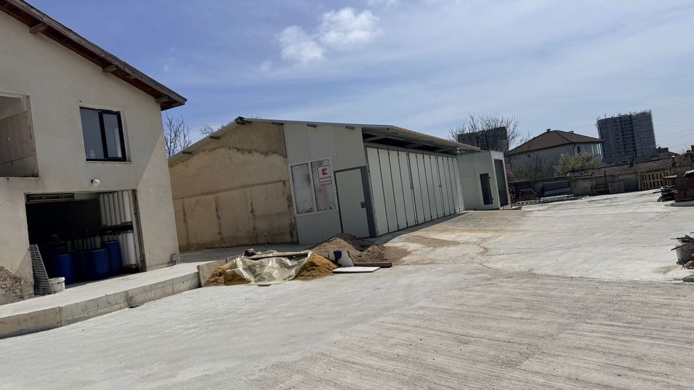 Дава се под наем Склад в Варна, Военна болница - 2000 кв.м за 4987.29 € - Снимка #1