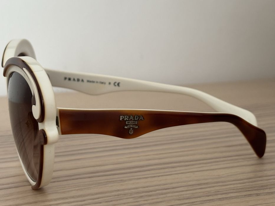 Ochelari de soare Prada