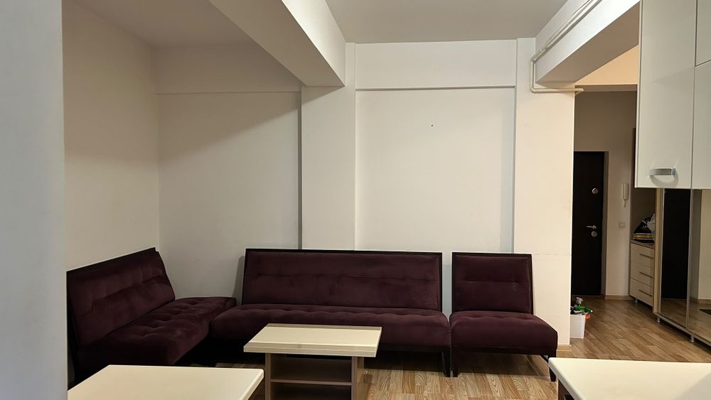 Apartament cu trei camere