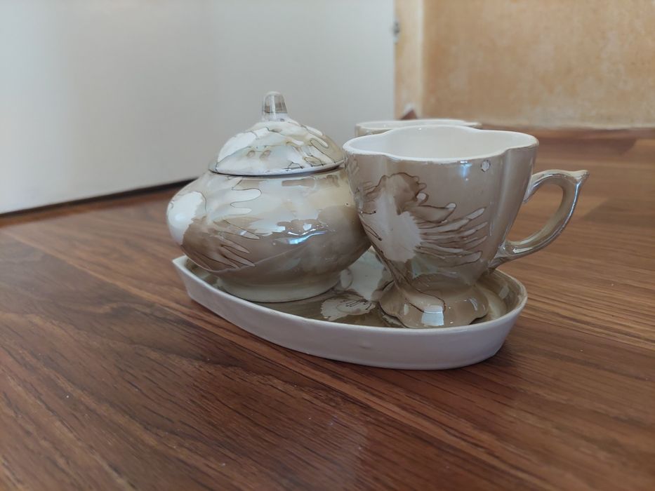 Порцеланов сервиз за кафе за двама
