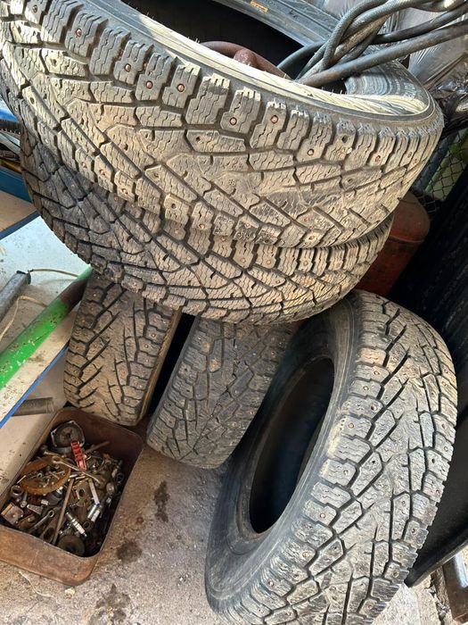 Продам зимние покрышки р16