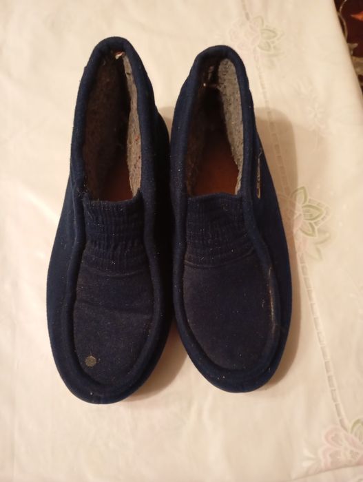 Продаю ботики войлочные