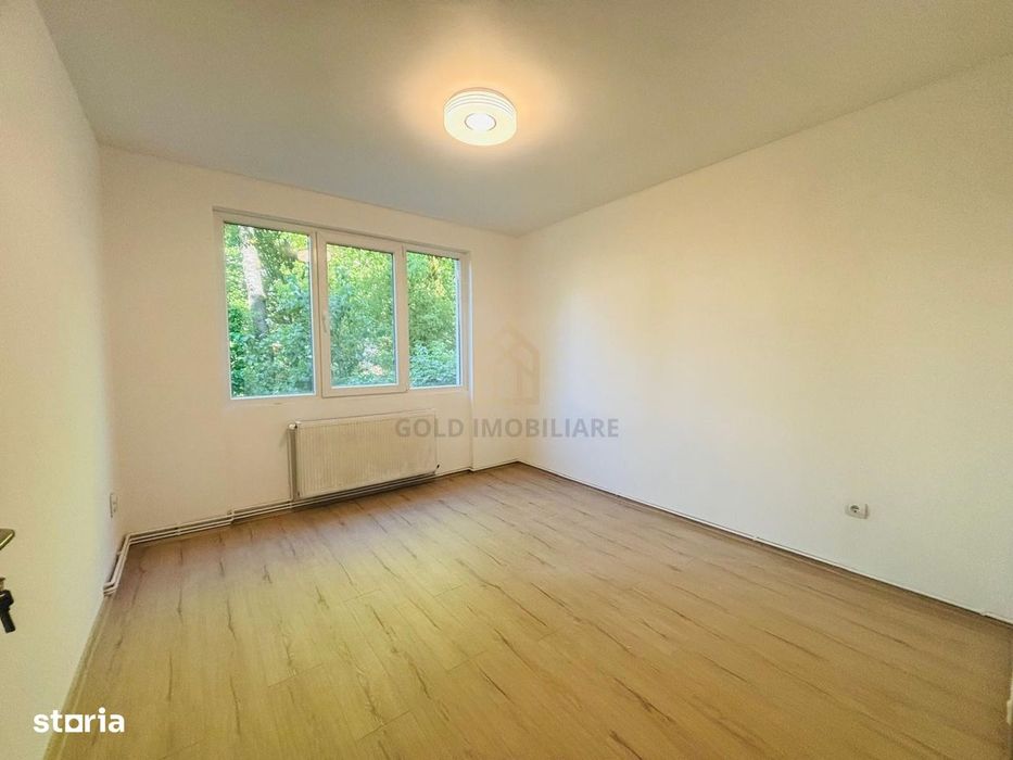 Apartament 3 camere cu garaj  Slavici