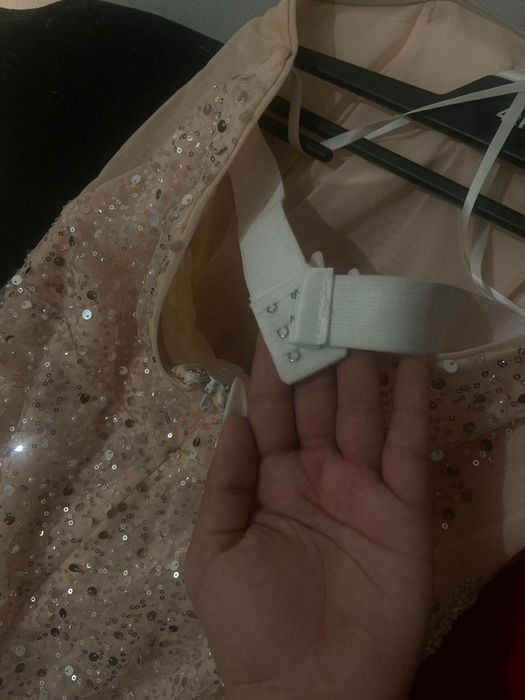 Rochie eleganta cu perle