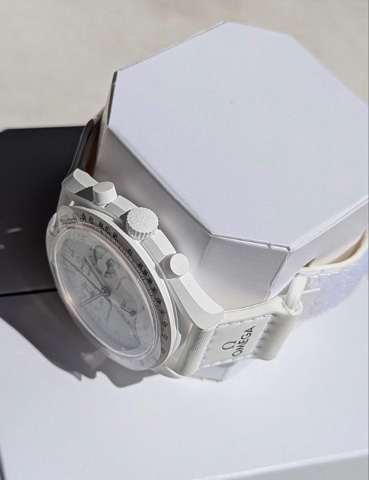 Ceas Omega Moonswatch Mission to The Moonphase Full Moon White
