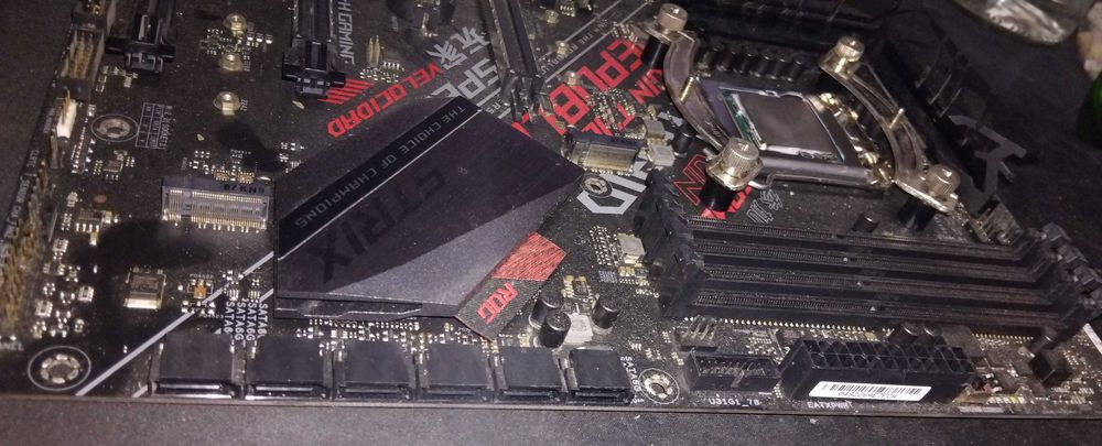 Asus ROG Strix Z390-H Gaming