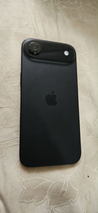 Vand iphone 17 air  256gb