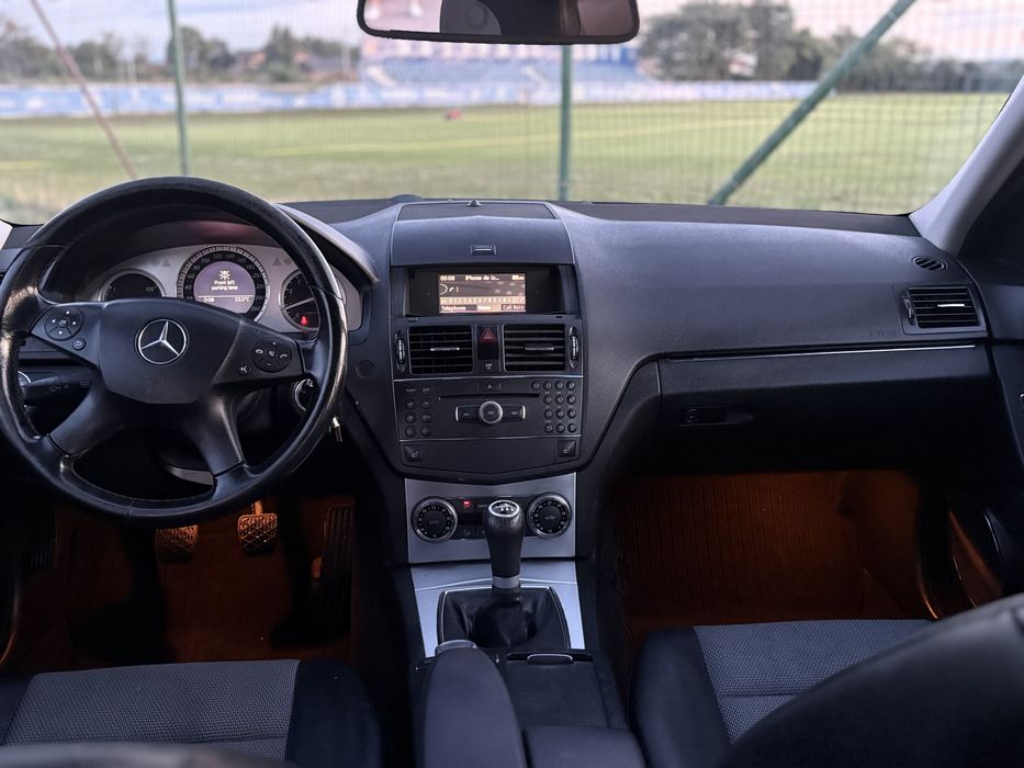 Mercedes-benz  C180I 2008