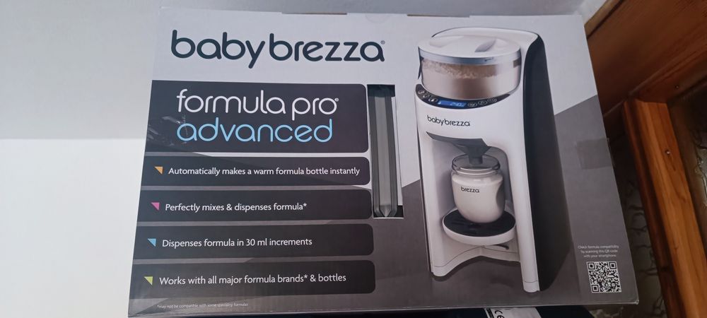 Vând expresor lapte praf babybrezza