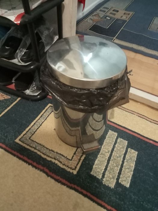 Мебель,ыдыстар,газ плита