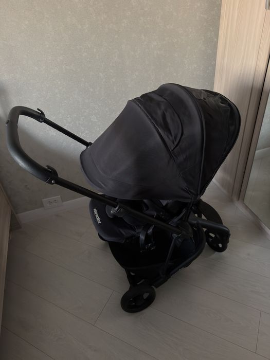 Продам коляску  easywalker charley 2