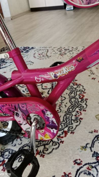 Велосипед 4-5 лет,девочка