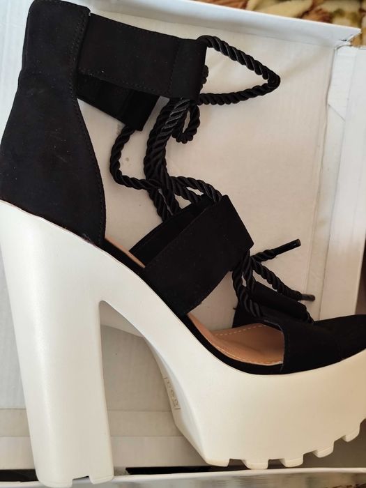 Дамски сандали 36