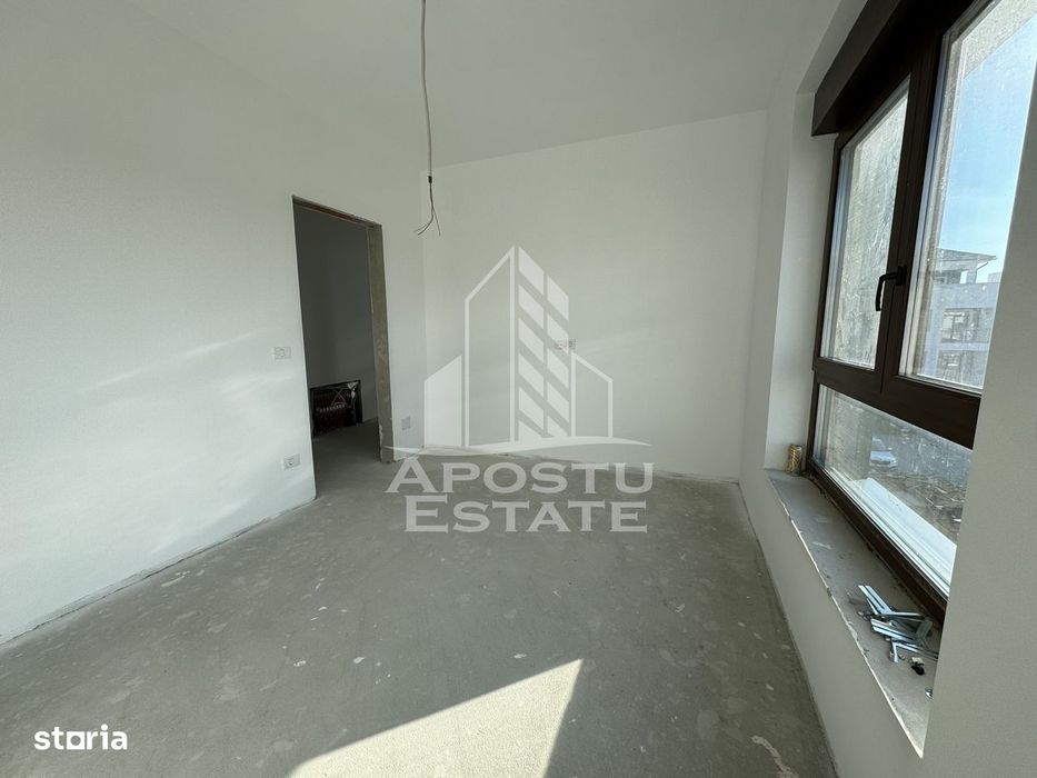 Apartament cu 2 camere incalzire in pardoseala, etajul 1 Bryatim.