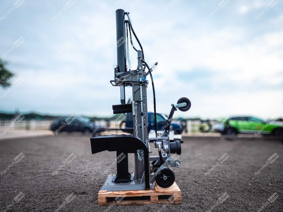 Despicător de lemne acționat prin cardan (max. 30 t) / Jansen TS-30