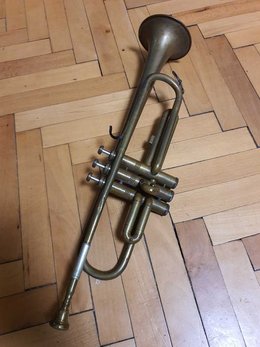 Старинен тромпет Лигнатон