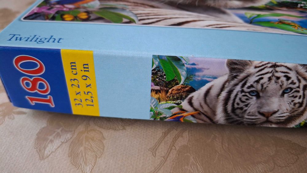 Пъзел Castorland от 180 части - Бял тигър