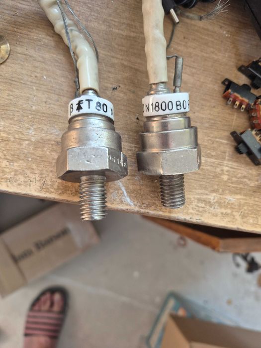 Vand tiristori 80-320 A