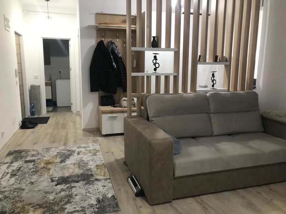 Inchiriez garsoniera Gorjului