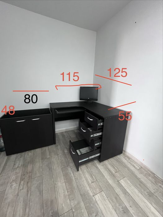 Vand birou plus un corp dulat
