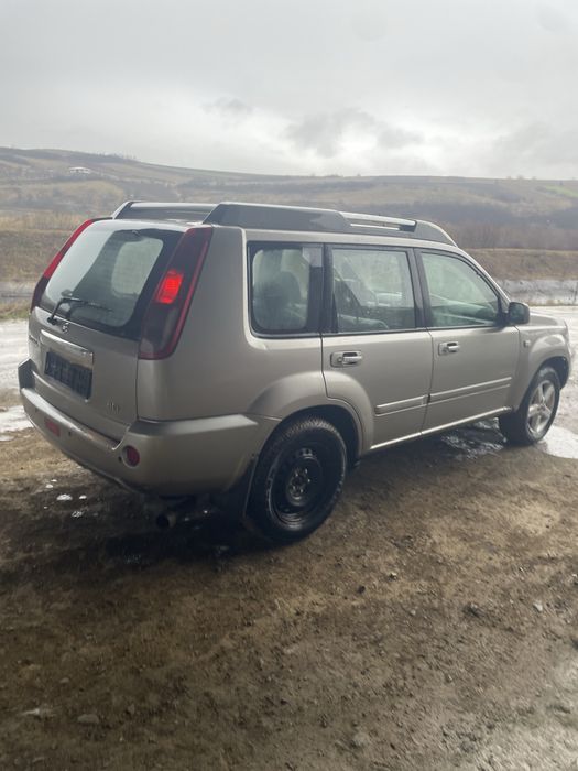 Nissan X-TRAIL T30