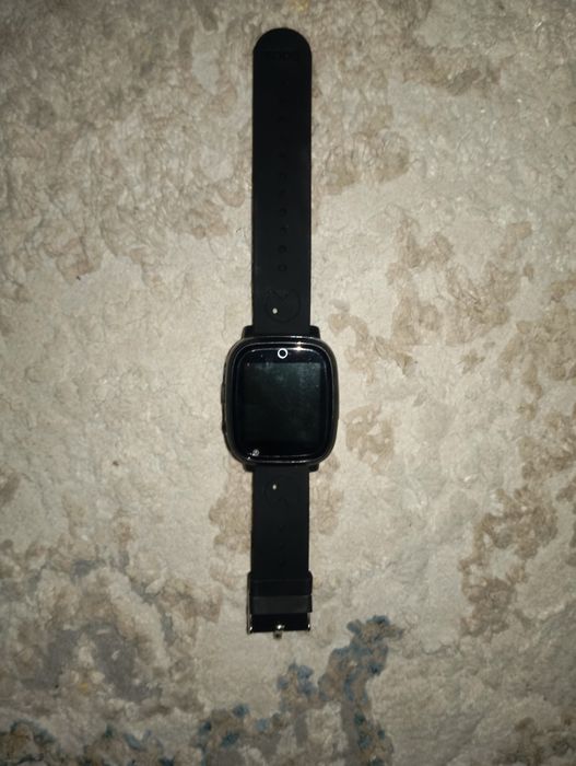 Продаю детские умные часы от Hoco  название модели Hoco y 100