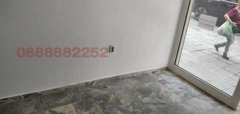 Дава се под наем Магазин в Пловдив, Център - 15 кв.м за 126.99 € - Снимка #5