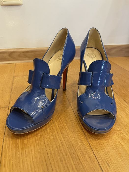 Продаю обувь от Prada & Versace