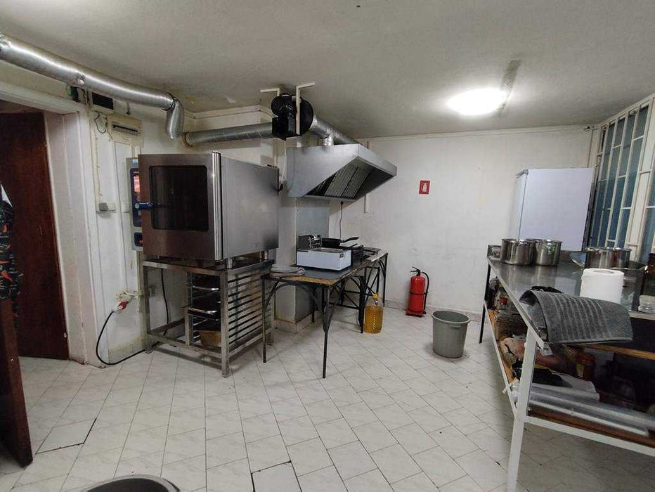 Продава се Магазин в София, Лозенец - 51 кв.м за 2059 €/кв.м - Снимка #4