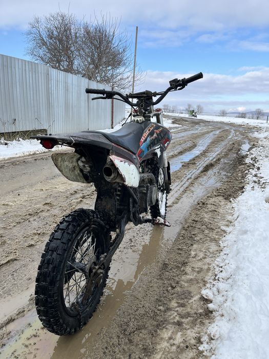 Vand cros X motos 125 cc 4t defect negociabil