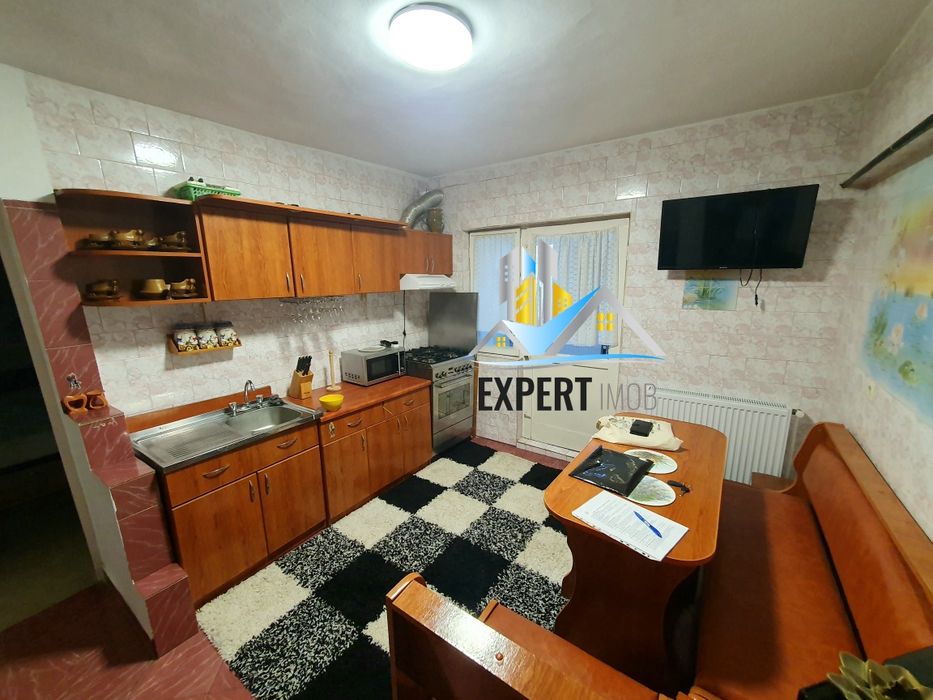 Apartament  2 camere zonă centrală