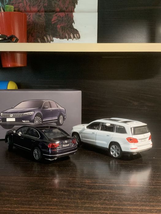 Игрушечные машинки