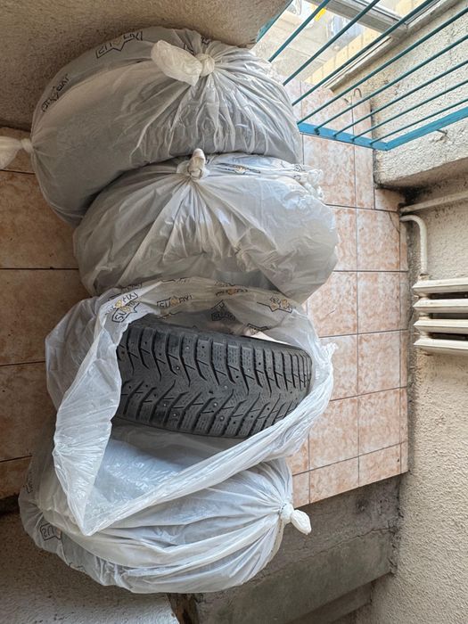 Зимние шины Kumho шипованные