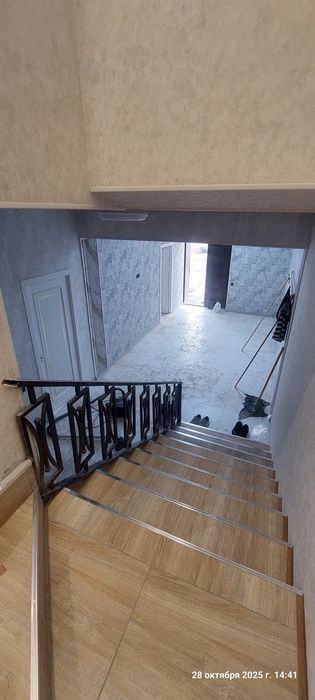 Коттедж сотилади 5 хона 2 етаж.