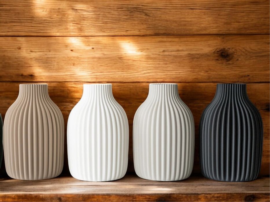 Универсална декоративна ваза за офиса и дома